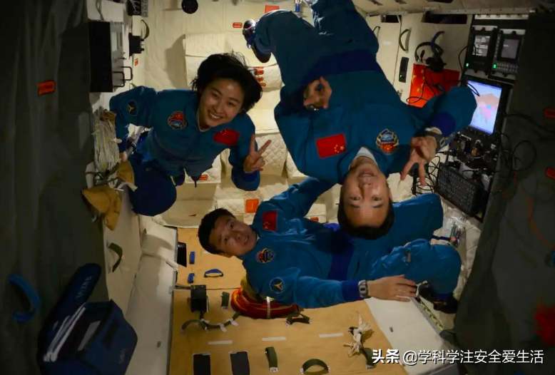 ���۴�һ��ʮ�����й��˸���������Ѫ��ˮ��ʵ�ֶ���ͻ�ƣ��ڶ�ƪ