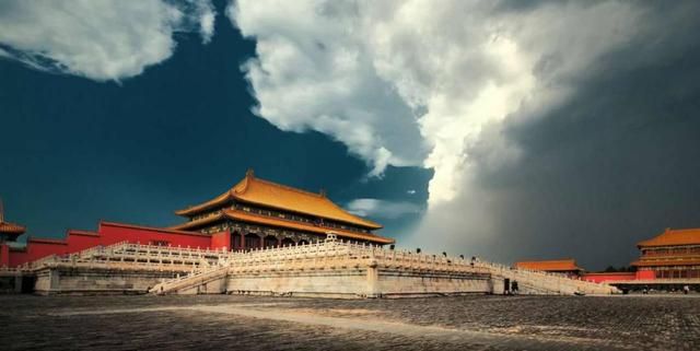 8句描写爱国热情的名言警句，丹心热血，句句雄豪