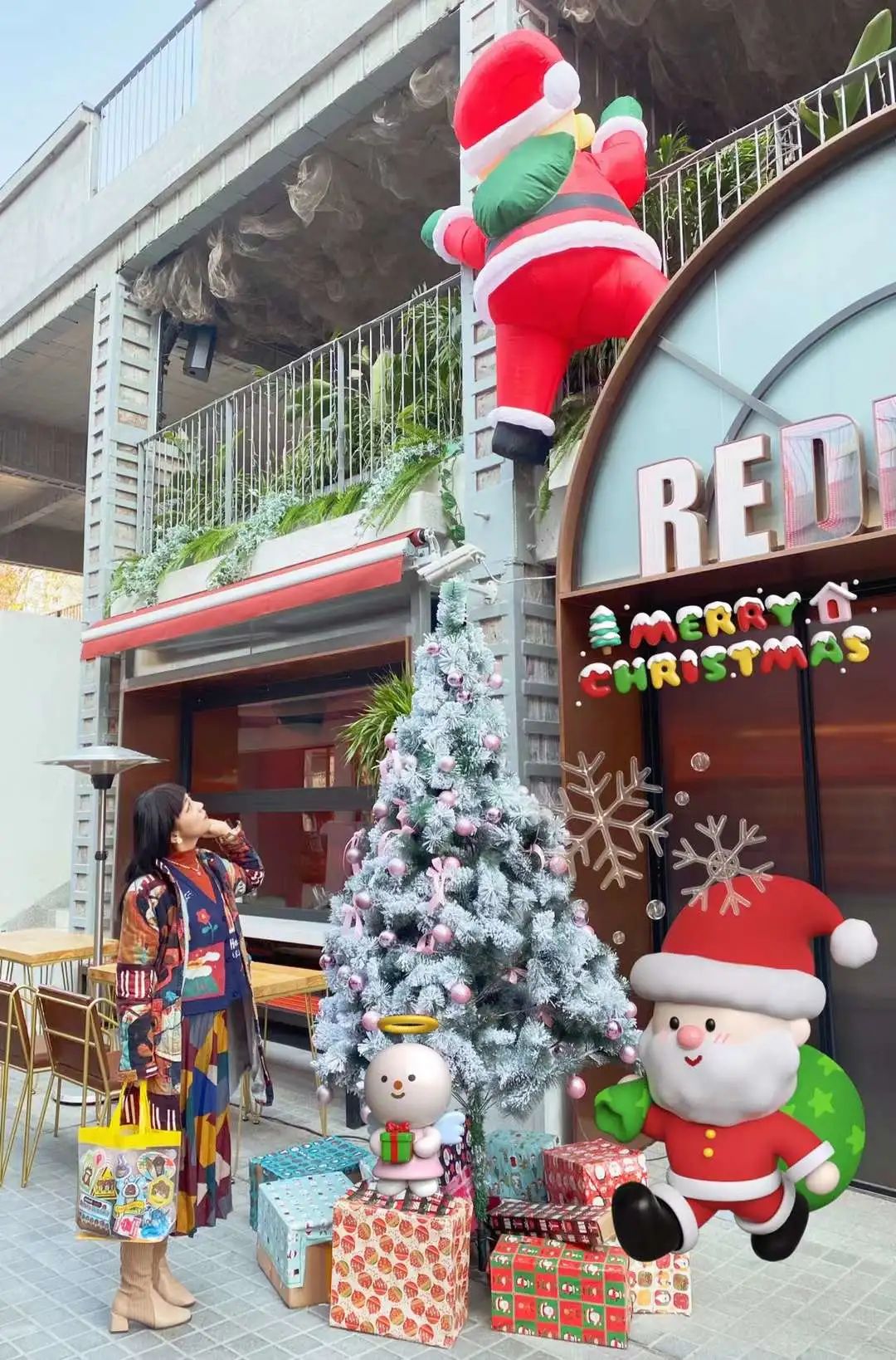 魔都这个小菜场变身“潮”地标：绝美天台、岩洞餐厅、啤酒屋……冬天也能过得火热