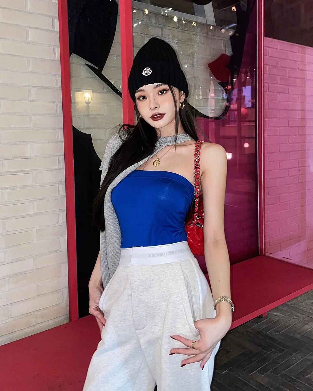 高仿服装,高仿服装的进货渠道在哪里