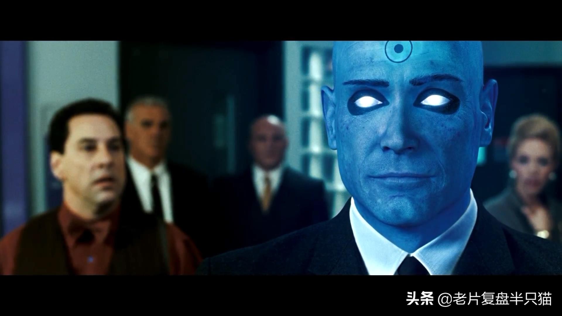 DC最强王者戴“绿帽子”，罗夏面具是裙子，《守望者》有哪些猛料