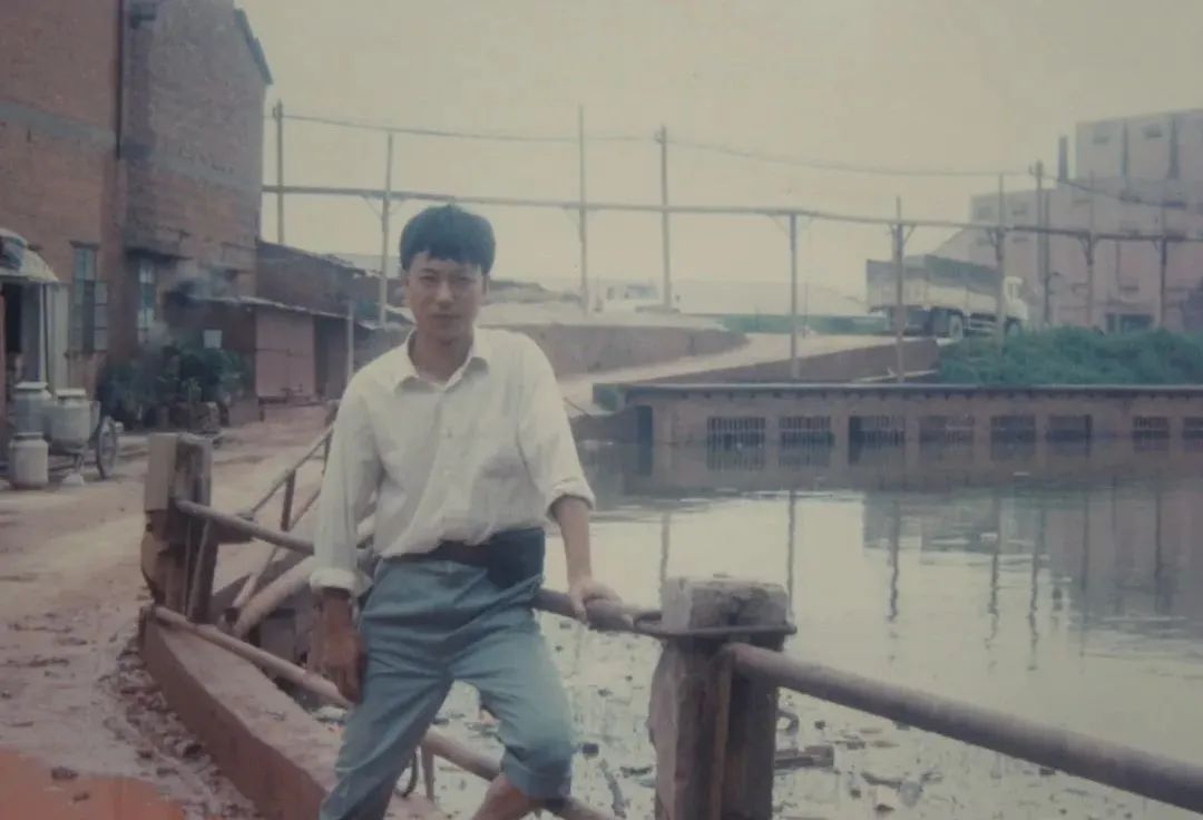 東鵬50周年·人物故事｜徐平：90年代創新研發“金花米黃”