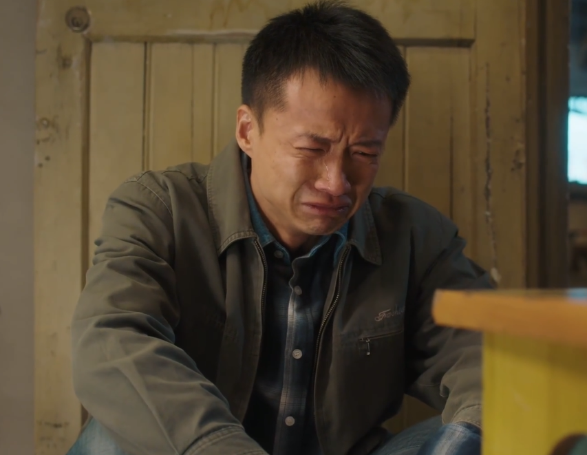 好家伙！​《幸福到万家》马组长还演过《突围》，不说是真认不出来