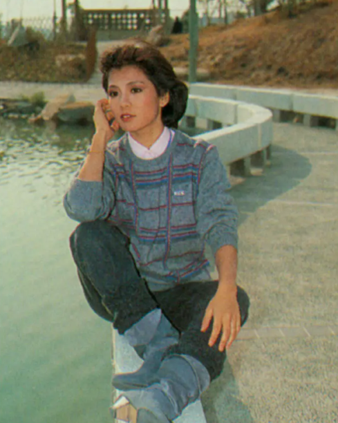 “俏黄蓉”翁美玲死因之谜：为情所困是事实，法医的细节令人深思