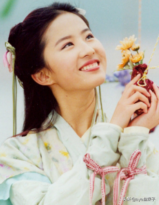 古装剧排名最美10位女演员，刘亦菲仅第6，赵丽颖第4，第1名是她