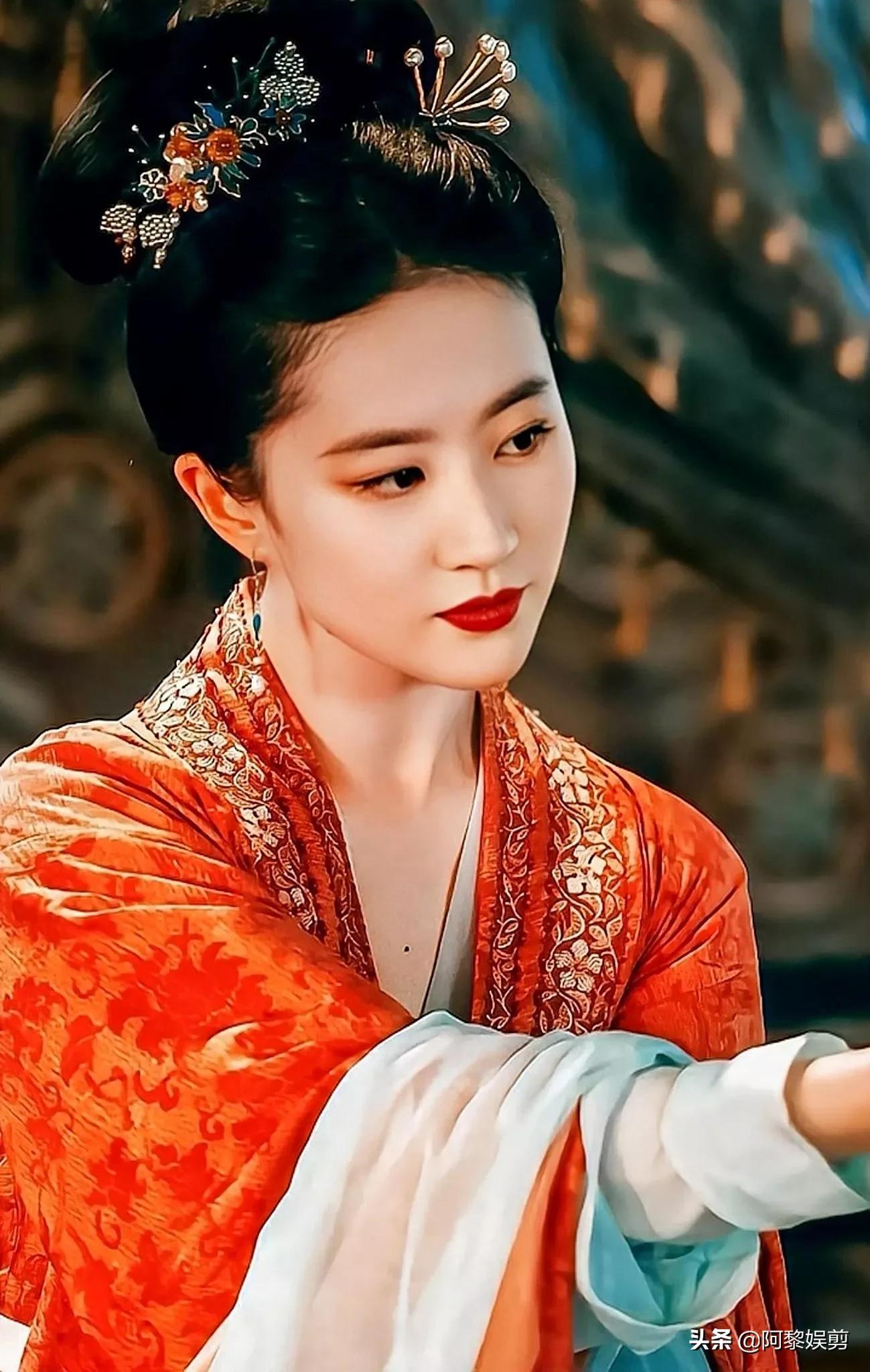 当杨幂遇到刘亦菲，两大女神谁更胜一筹？