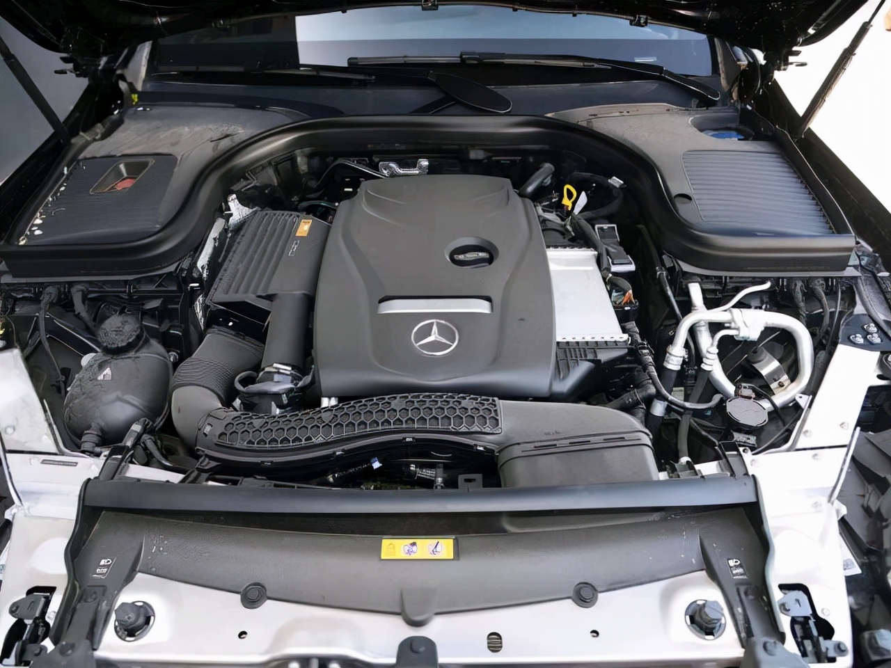 奥迪Q5L、宝马X3、奔驰GLC豪华中型SUV怎么选？对比后差距明显