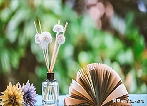 好好爱自己的干净治愈系文案短句