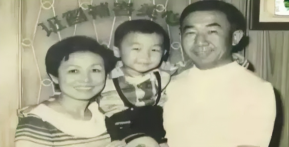 包揽邓丽君大半歌词，晚年却生活拮据，词坛泰斗庄奴经历了什么？