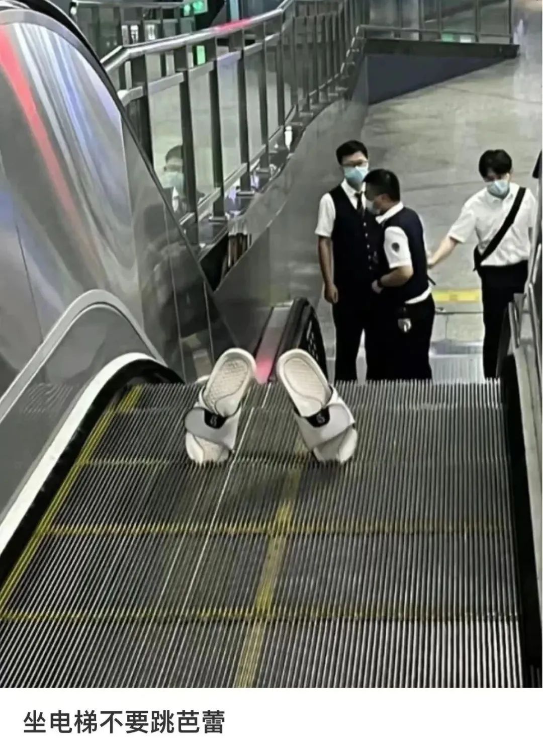 “白敬亭被曝儿女双全？？”粉丝笑疯：老公你快说句话啊