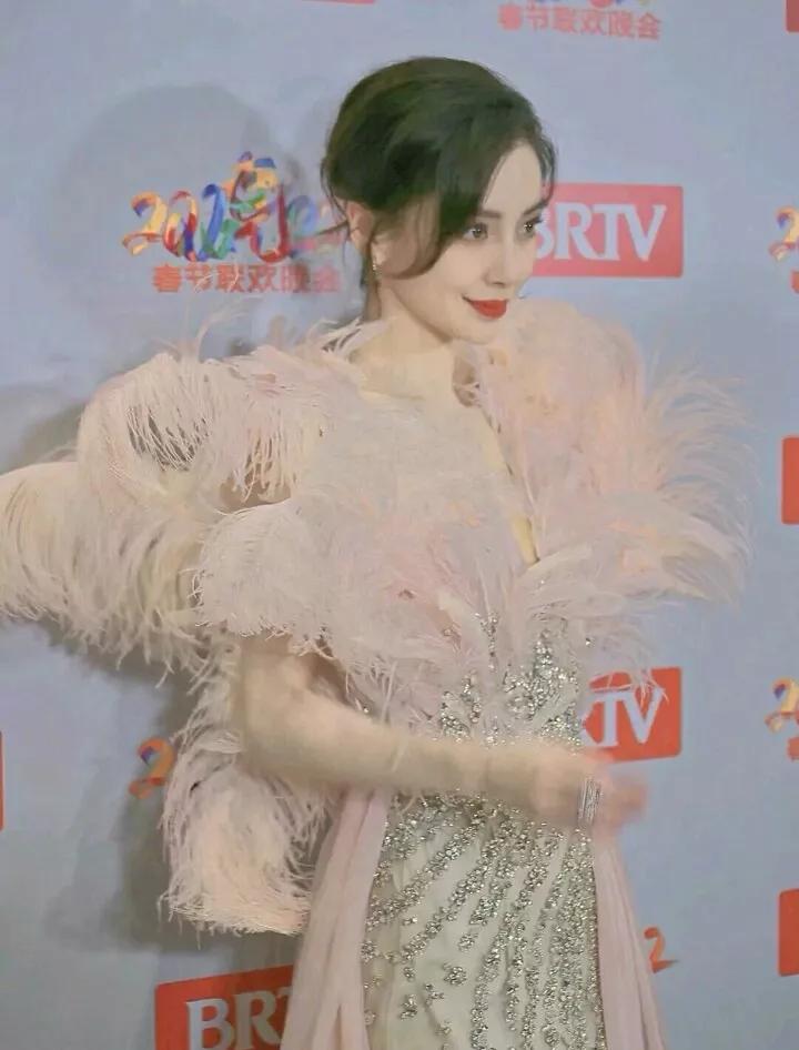 杨颖就是落入凡间的天使让人心动