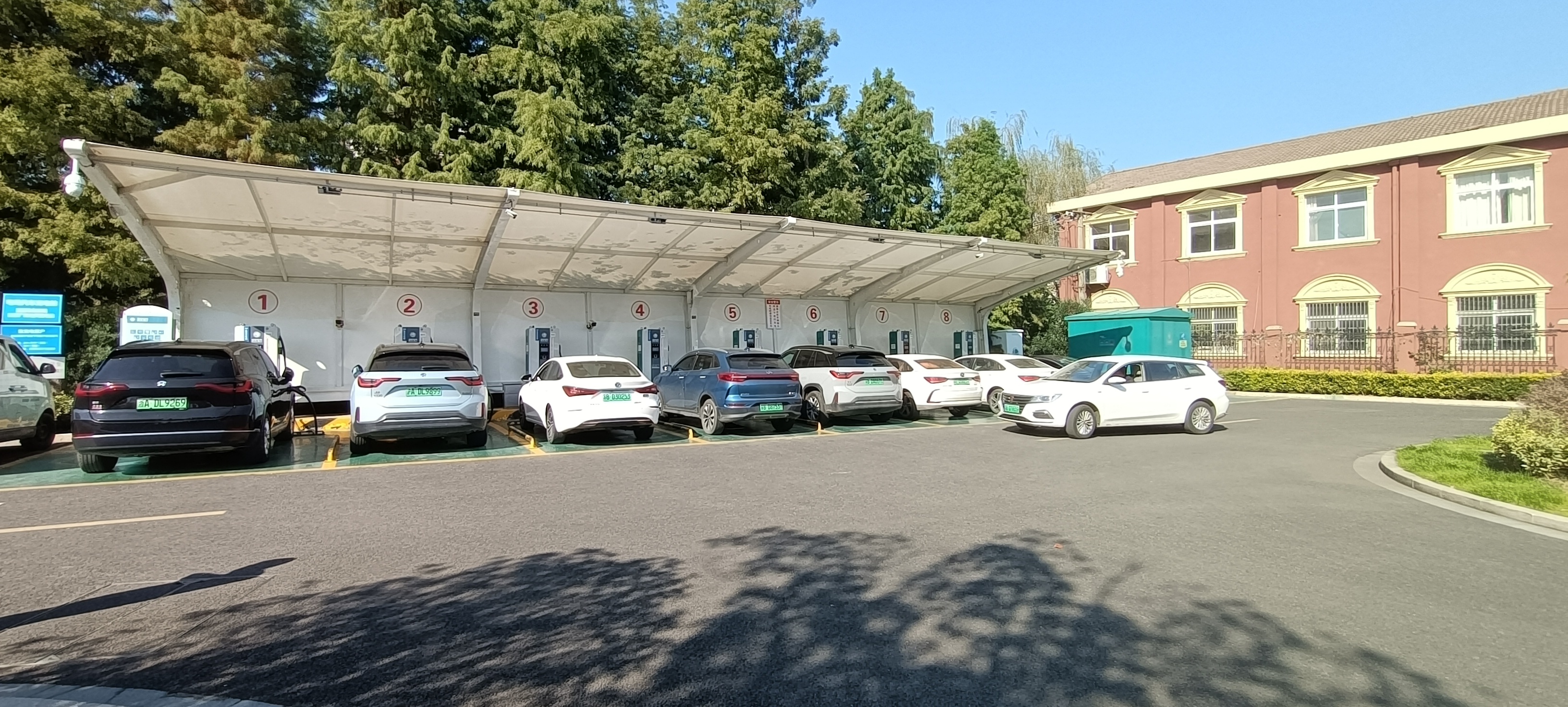 2021下半年到2022上半年，会变成新能源车型加速渗透的时机