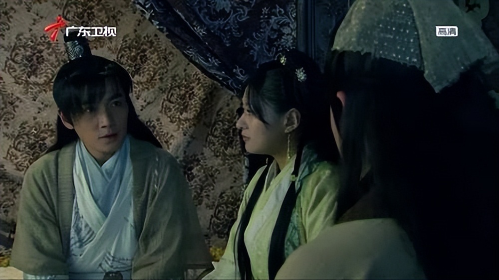 “小公爷”朱一龙，曾跑龙套10年，30岁逆袭成顶流，戏外仍未婚