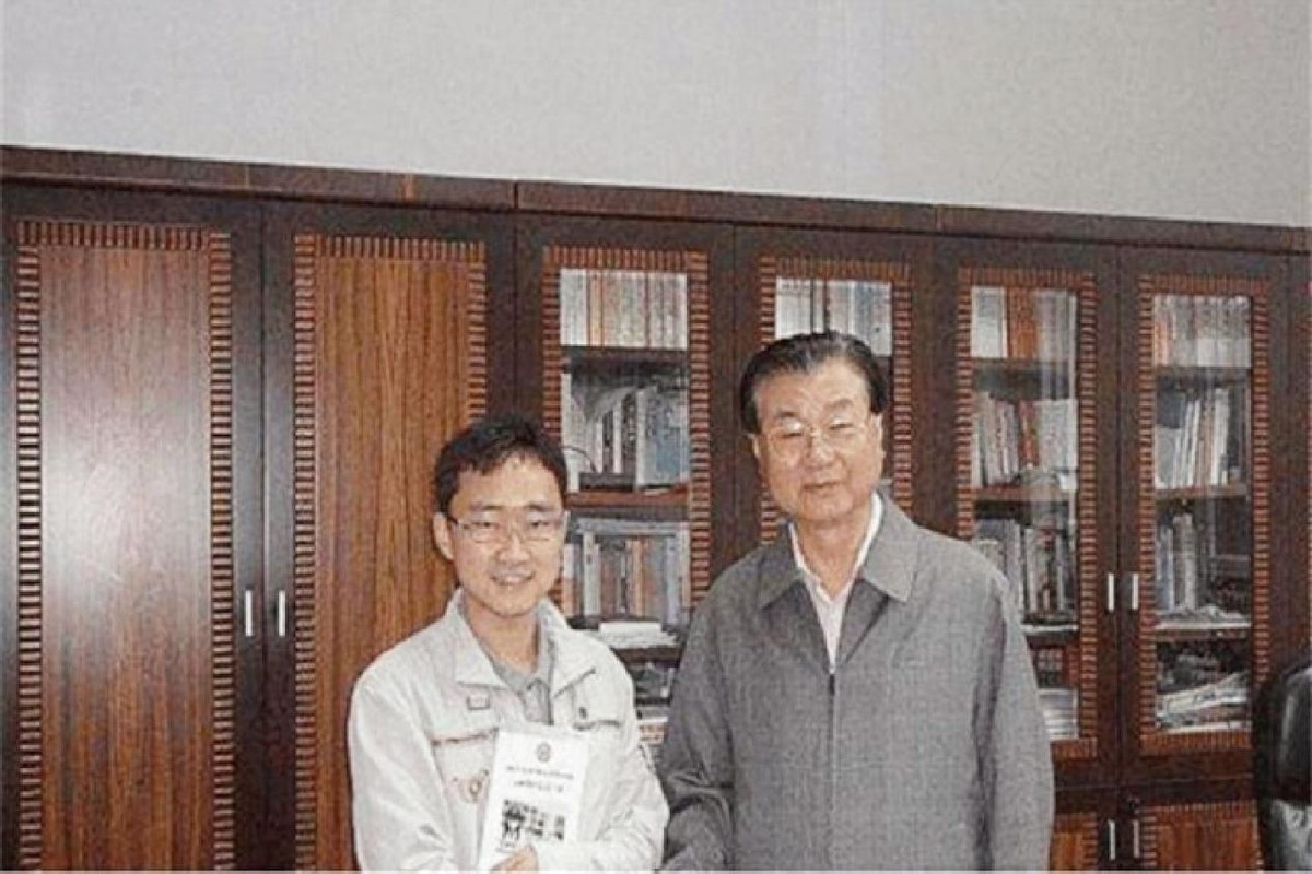 高考写甲骨文，川大破格将他录取，导师却直言：宁愿辞职也不教他