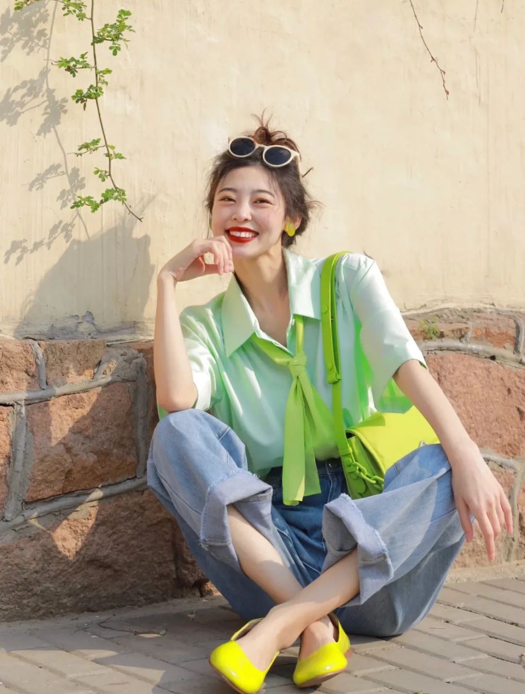 张子枫倪妮白百何这样穿T恤太好看了！|25款高颜值平价T恤get