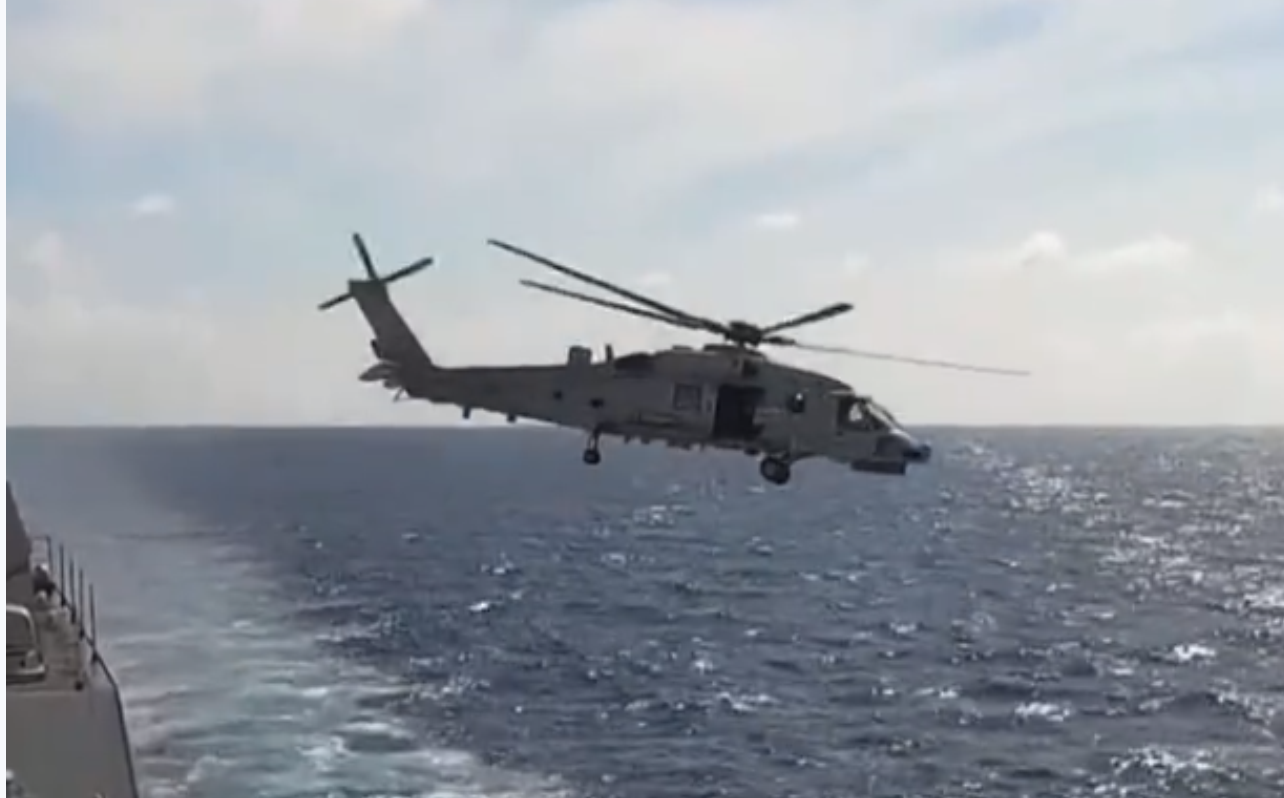 �������ǿ״̬�������ع�055װ��ֱ20��Ǳ�ͣ��������Ķ̰�