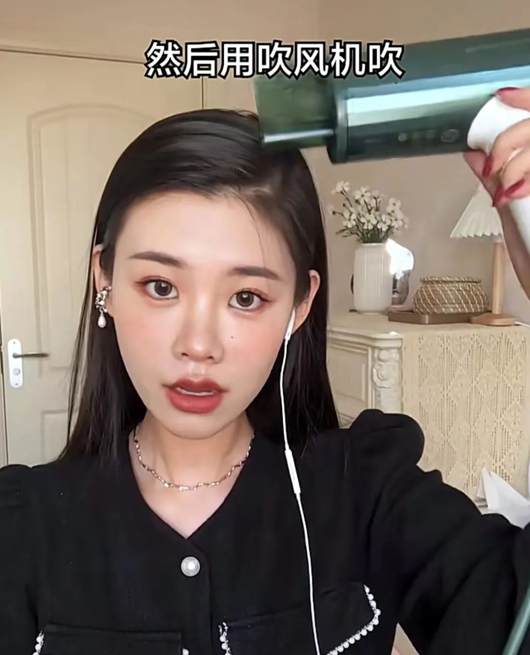 鞠婧祎：从平平无奇的土味路人，蜕变成氛围感女王