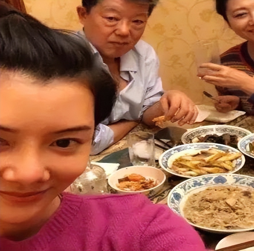 王丽云和车晓，母女俩先后离异，婚姻不是人生的唯一选择