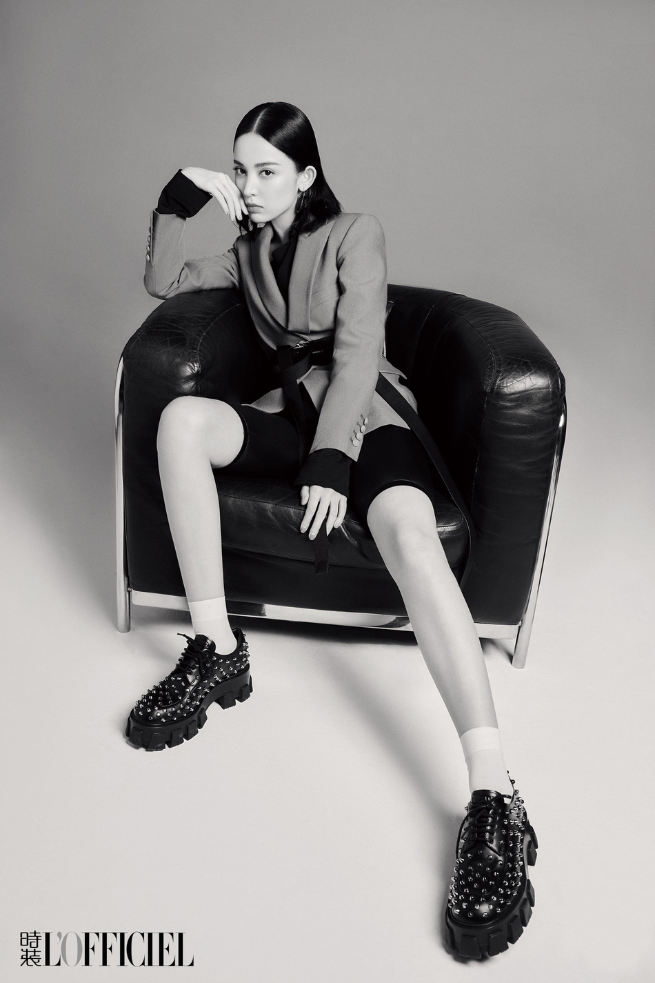 古力娜扎中性西装造型复古盐系湿发A气十足