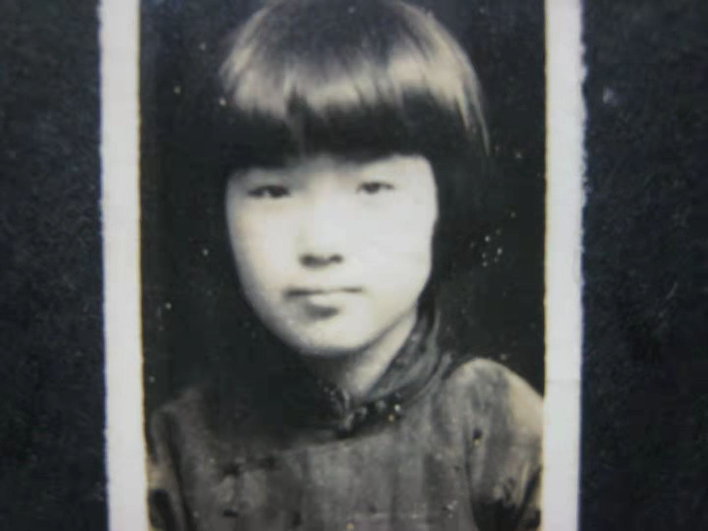 一个学人的怀念：母亲的手丨母亲节专稿