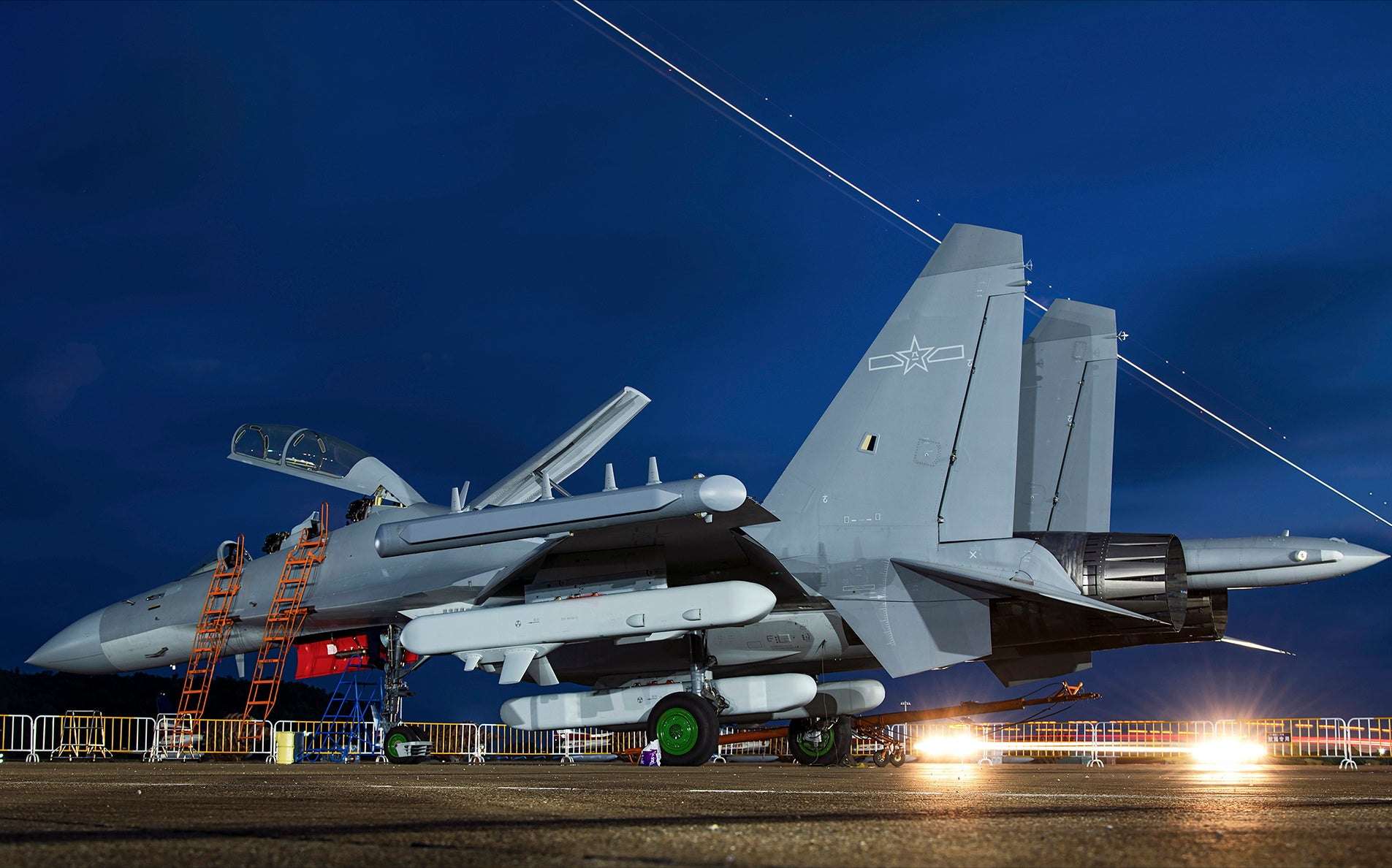 16DֶغȫƵθǿEA18Gպڼ15D