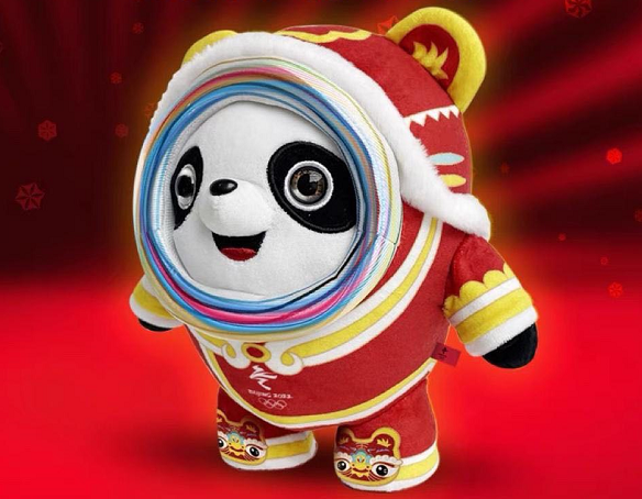 冬奥吉祥物“冰墩墩”可爱爆棚，设计它的学校，却不是985高校