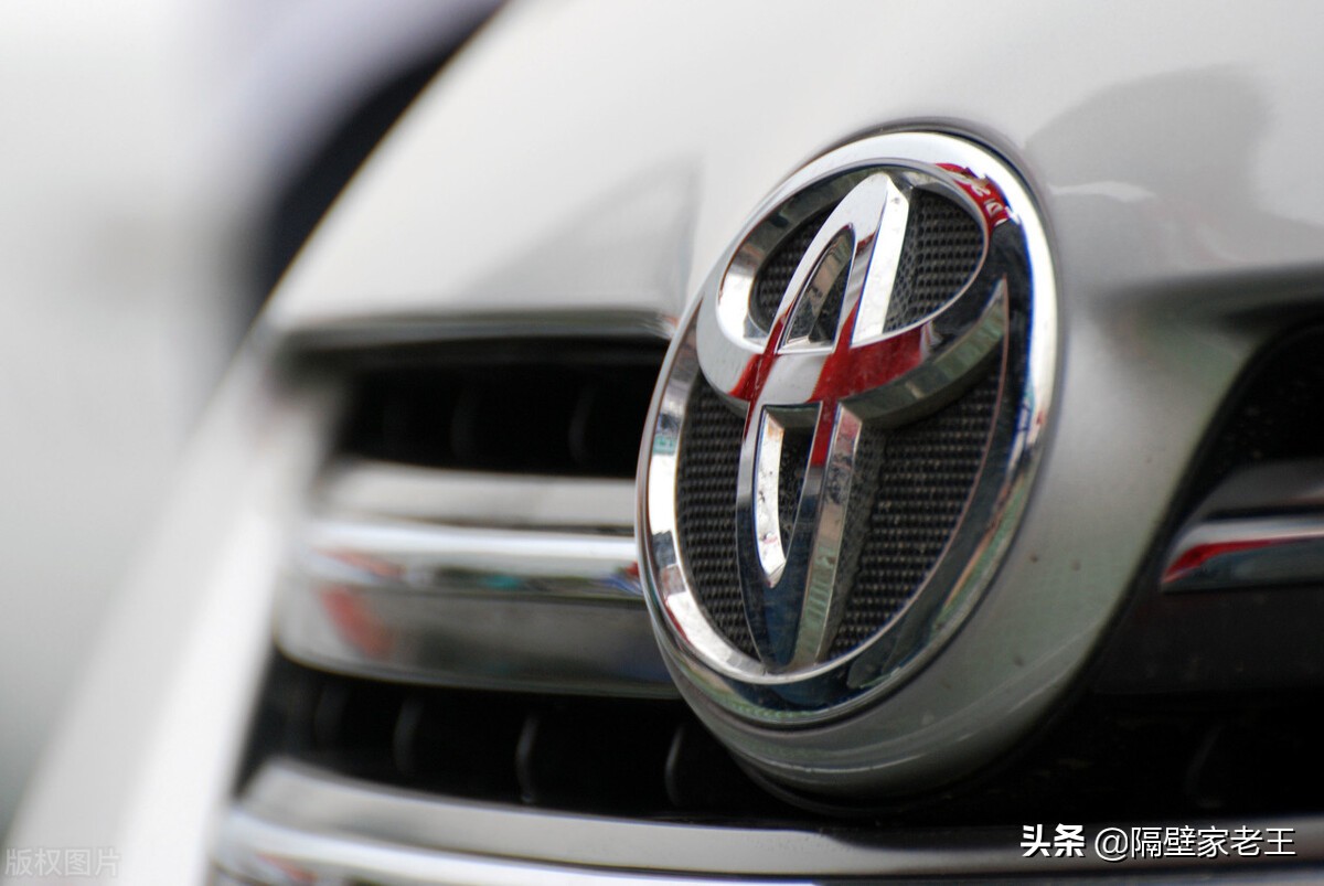 买混动汽车为什么建议选丰田？老司机说出了这五大理由