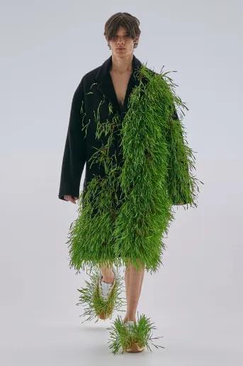 CNN记录巴黎时尚周2023年春季服装SHOW