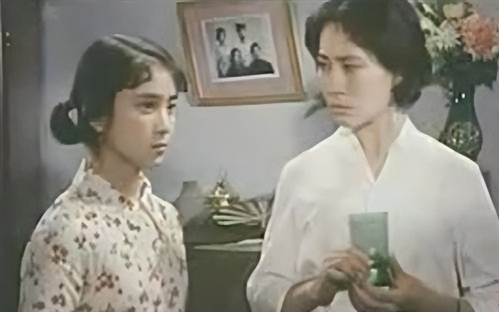 “最美妲己”傅艺伟的坠落史，人生没有后悔药