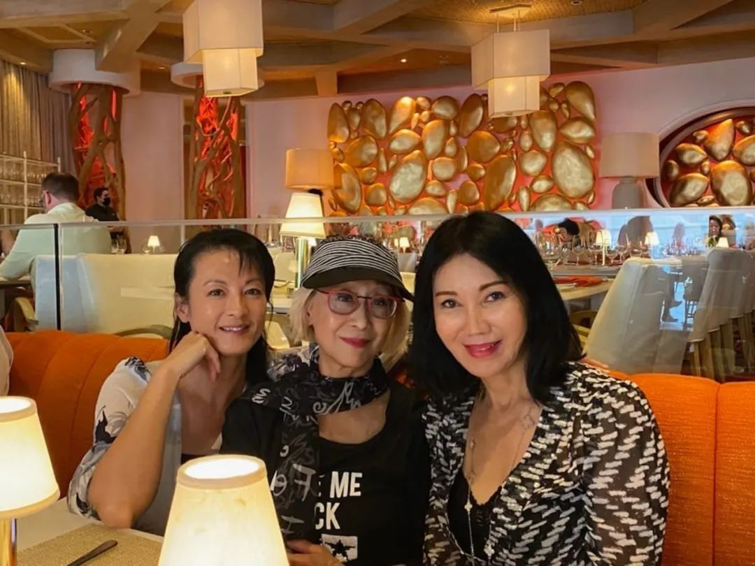 67岁首届港姐冠军近况曝光，赵雅芝曾是她劲敌