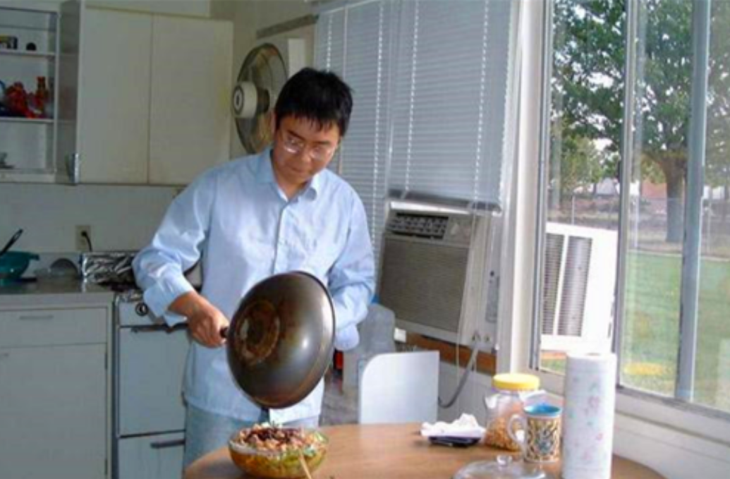 2005年清华女博士，因不想离婚而开枪弑夫，事后与尸体共住7晚