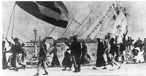 1977年第一届高考女状元，语文差一分满分，她的人生是怎么样的？