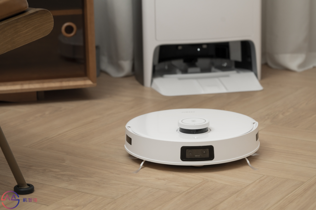 科沃斯地宝T10 OMNI测评：一款称得上“全能”的扫地机器人