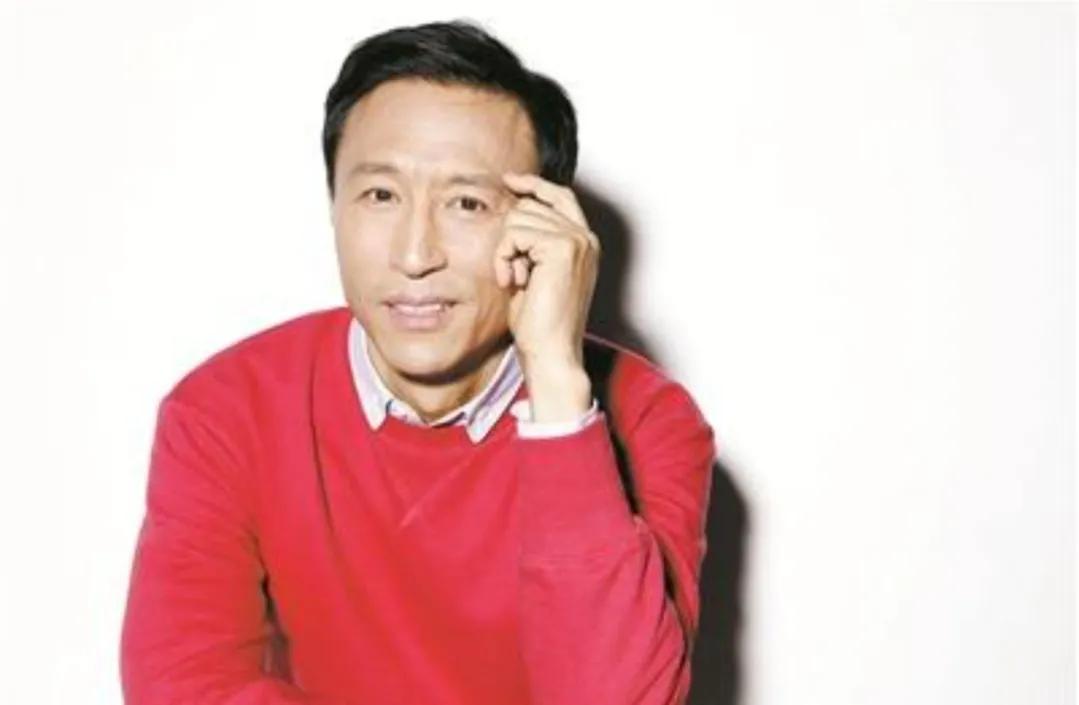 王洛勇：妻子推亮了我的一片天，我们有一双儿女，我会爱她一辈子