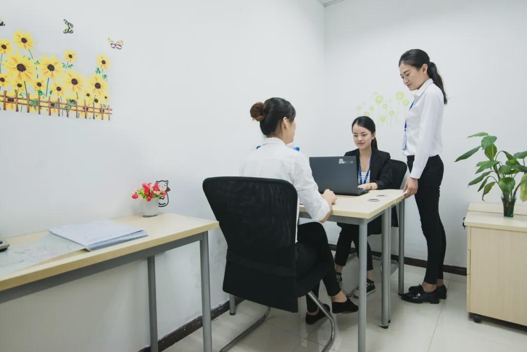 上海办公室租赁，杨浦区甲级办公楼，低至830元/间/月起