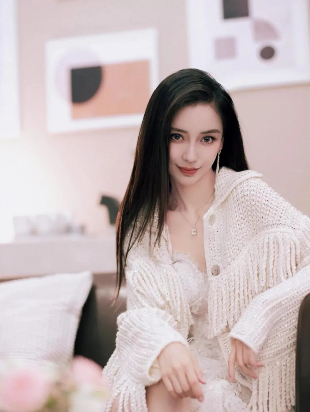 不一样的angelababy