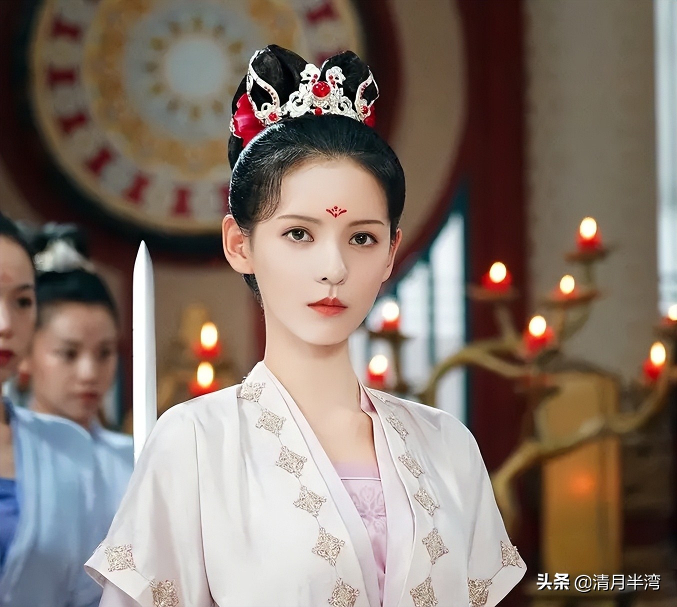 骨瘦如柴就别硬充唐美人了，这9位珠圆玉润才是唐宫里的真绝色