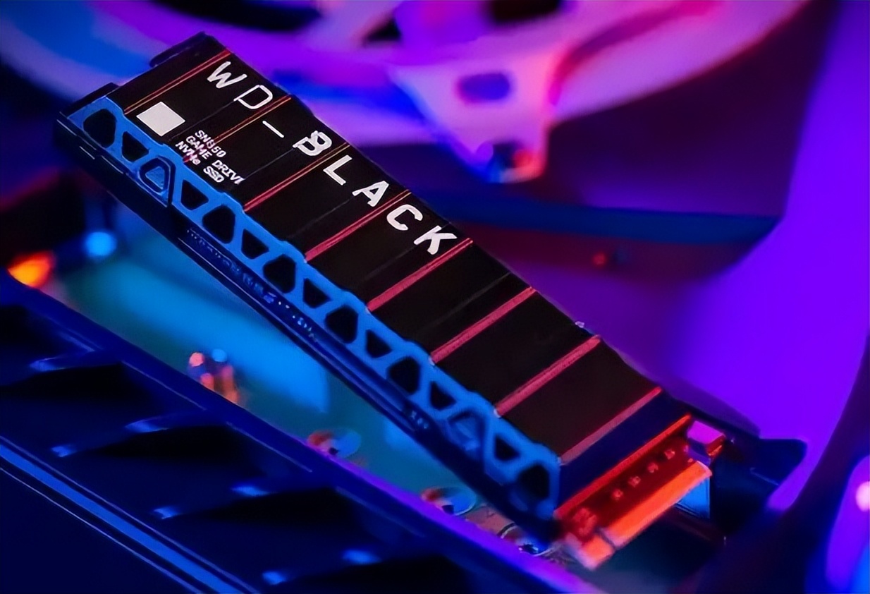 三星被建议分拆代工上市；又一家存储厂商成功融资；