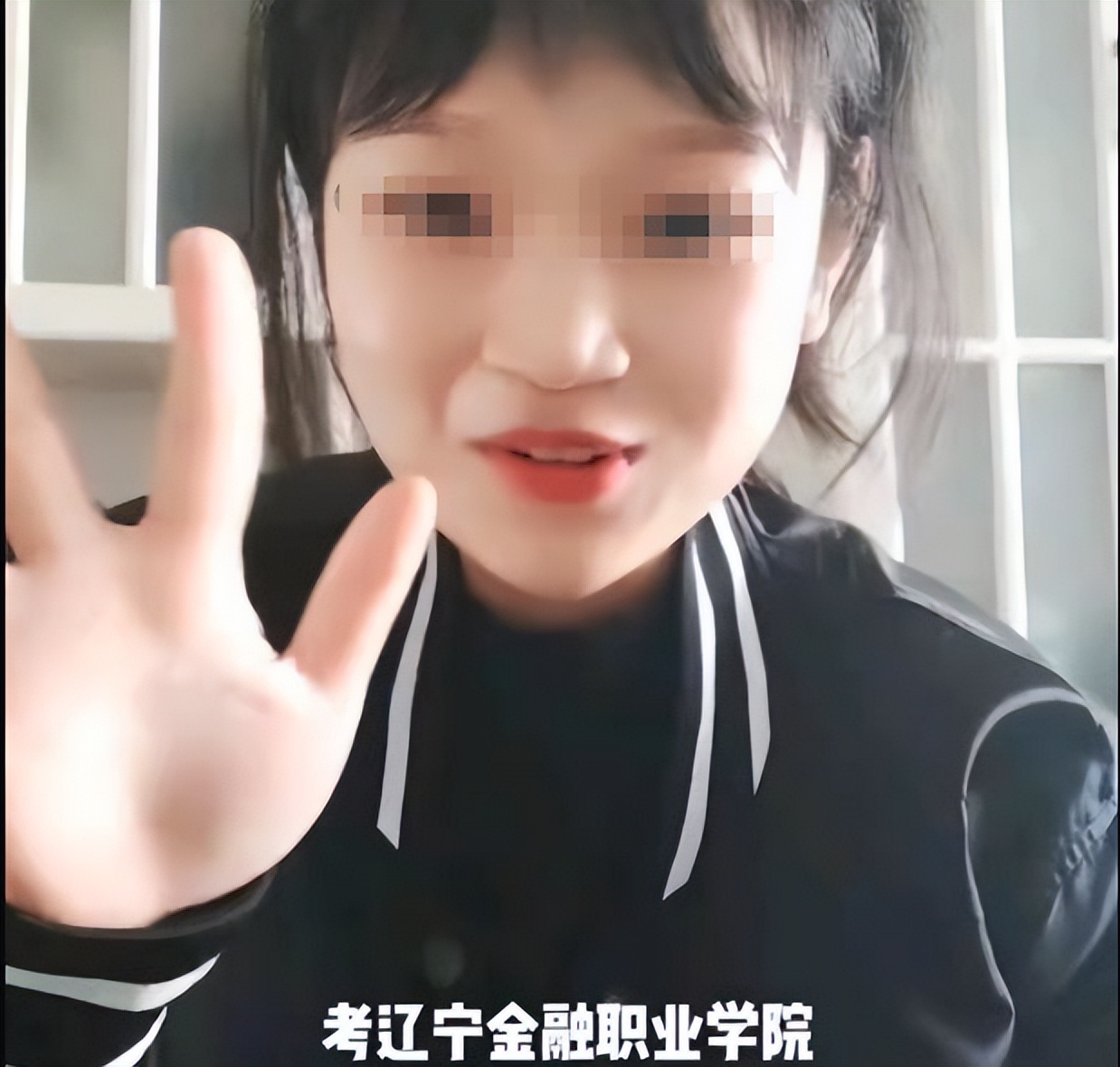 学生一心想走单招，网友好心劝阻反被回怼，单招和高考哪个更好？