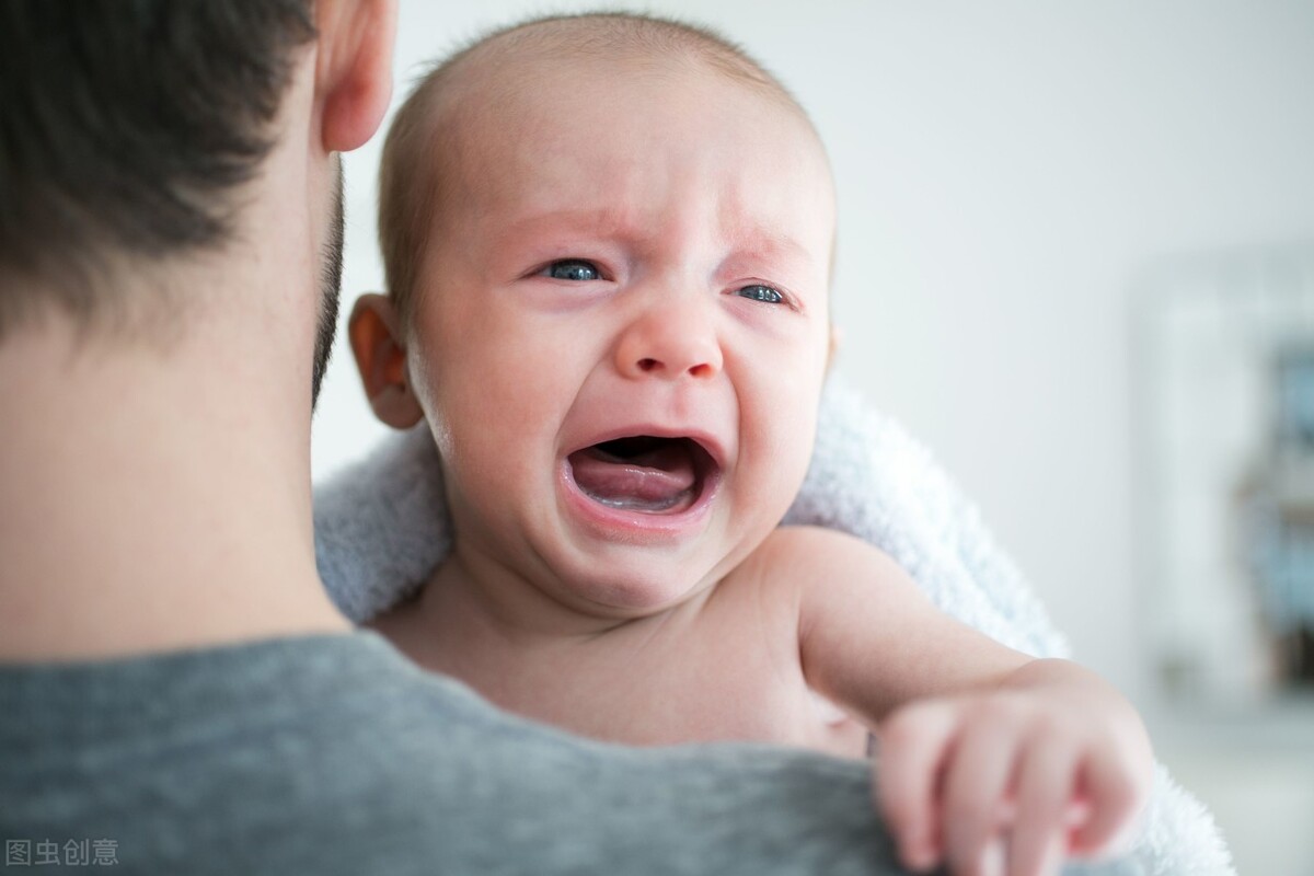 新手爸妈必看！宝宝哭闹常见5大原因及应对方式