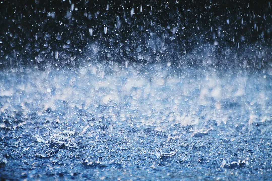 “大雨”不是big rain,“小雨”也不是samll rain