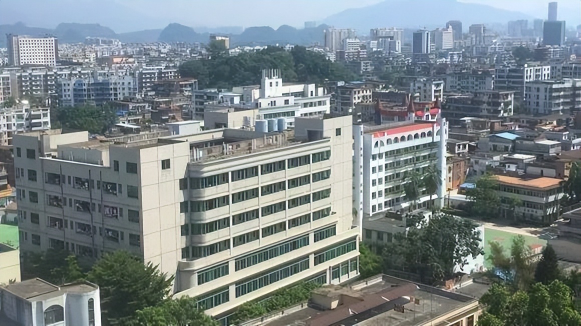 高质量3+证书高职高考院校鉴赏——肇庆医学高等专科学校