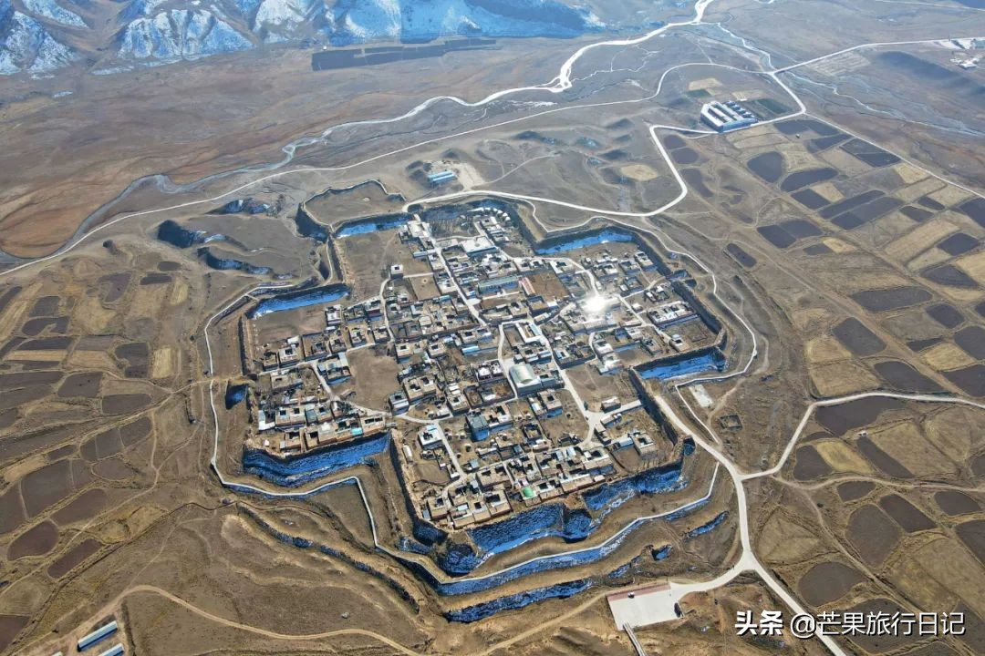 甘肅經濟“最窮”的州，與四川青海交界，被稱為“小西藏”