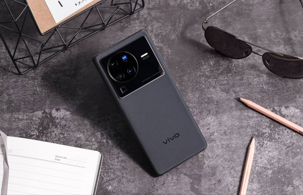 值得买的三款手机，最低2000出头