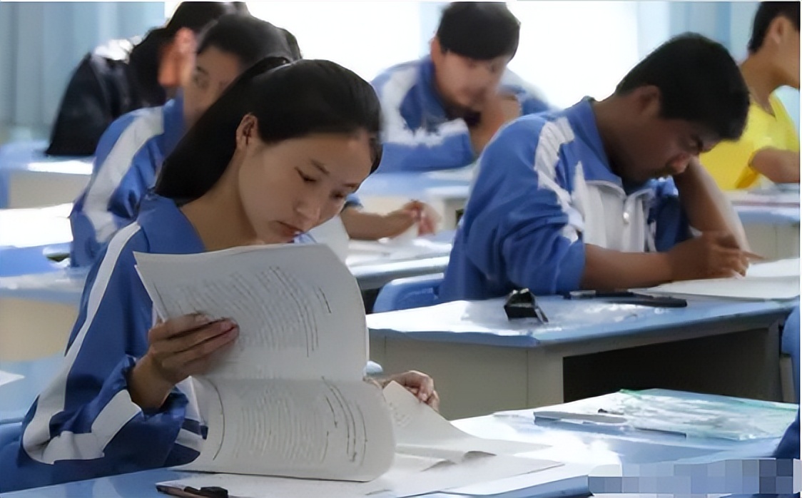 高考成绩和模拟考试成绩会差多少？985学霸给出答案，老师也认同