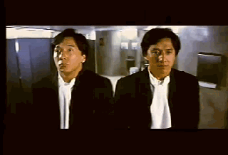 1999年，45岁的成龙婚内出轨小19岁的嫩模吴绮莉，一时间轰动全港,这时