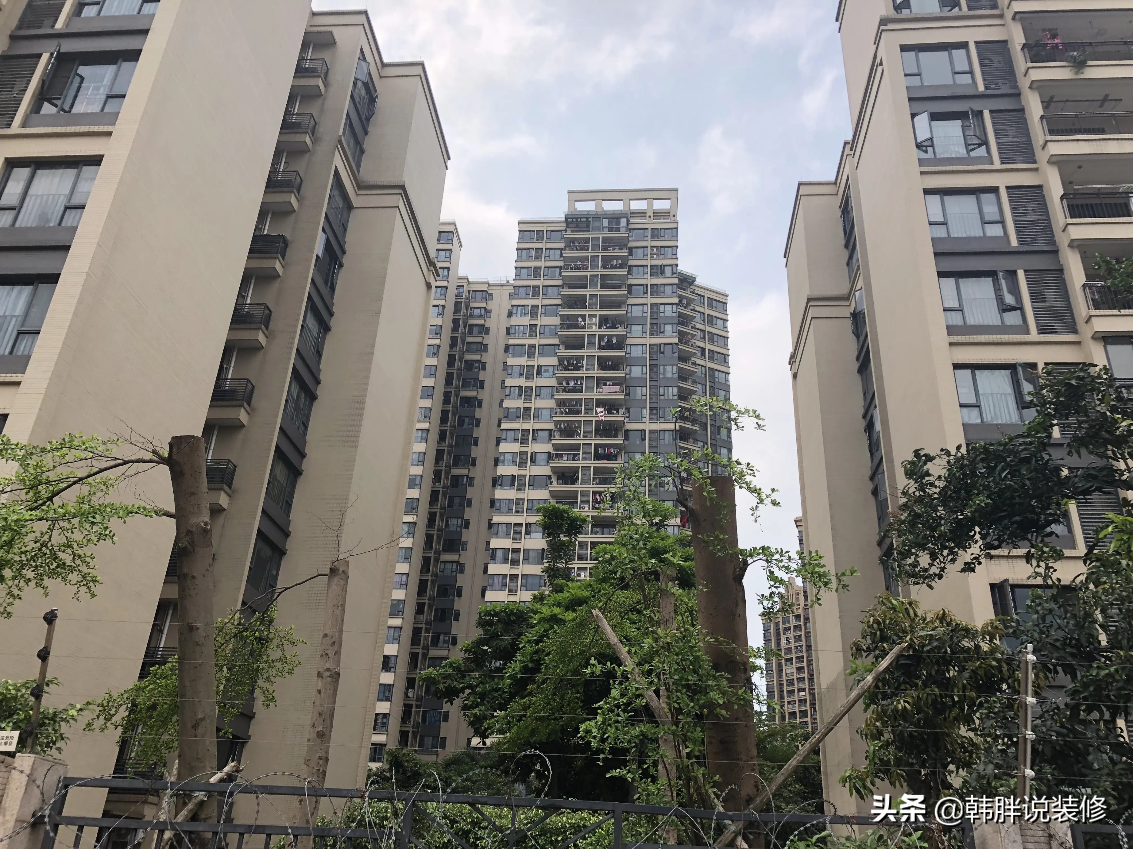 一楼住了3年，简直是苦不堪言，无奈搬到顶楼，生活得到极大改善