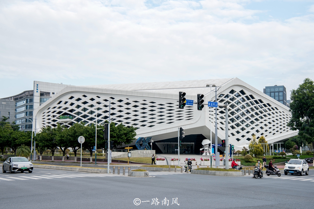 实拍广州唯一的副中心南沙区，高楼林立景色美，越来越有大城气质