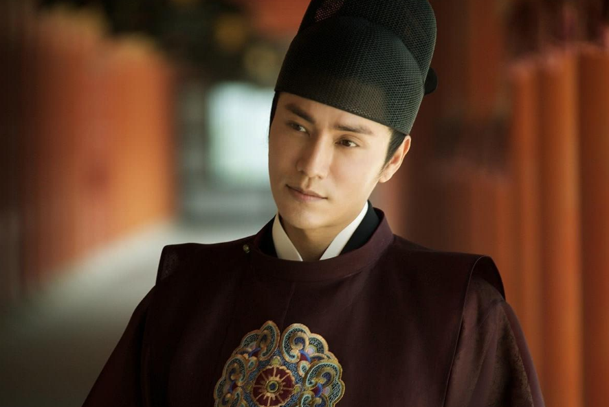 “病娇美男”别硬演，有人公子世无双，有人乡野村夫呆头鹅