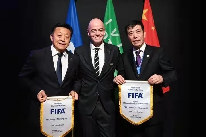 英超和世界杯抢热度(2022卡塔尔世界杯，国足不去谁赴盛宴？)